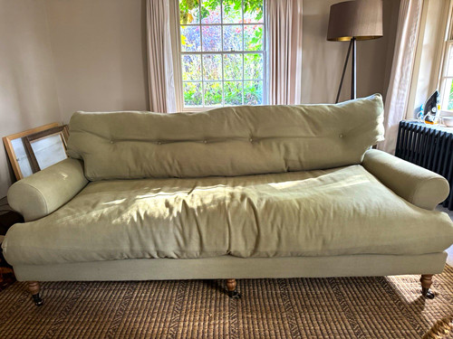 Arlo jacob henry - jacob, sofa